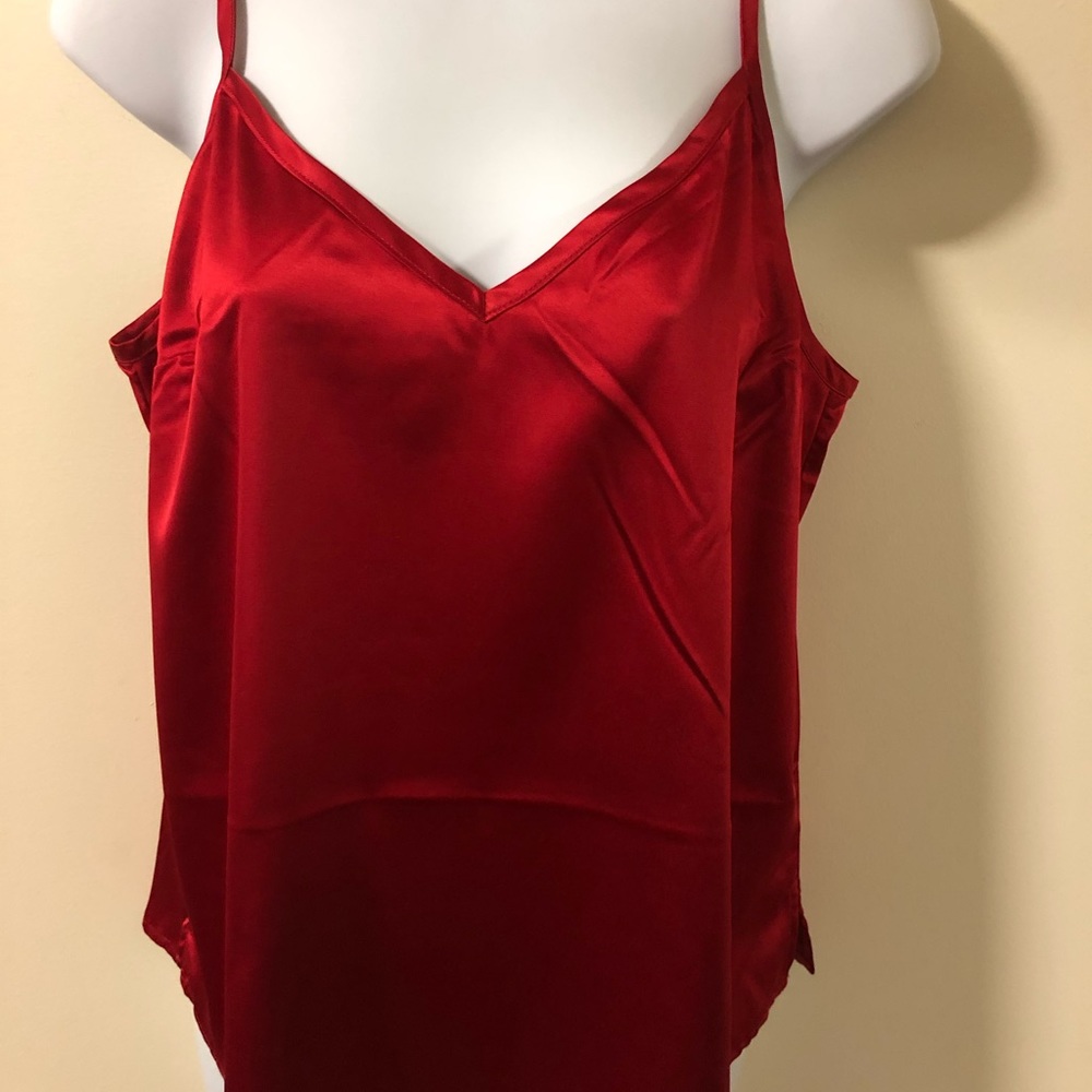 Red New York and Company Top NWT